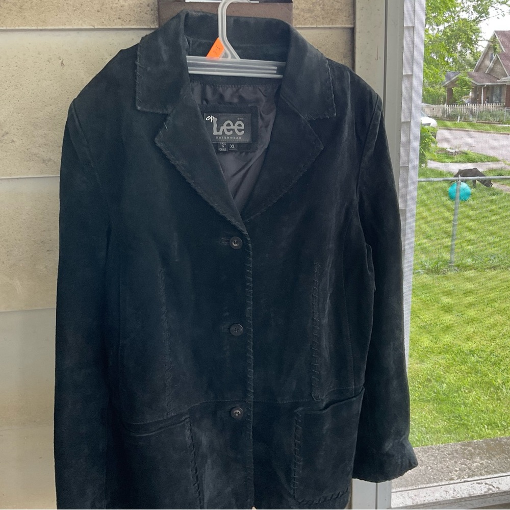 Lee SUEDE Black Blazer BUTTON JACKET with Classic Lapel and Textured Finish - Picture 8 of 9